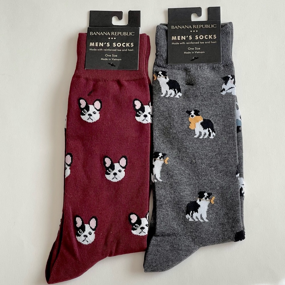 Banana Republic Factory Men’s Socks Dogs Pattern Gray/Novel Burgundy NWT Size OS